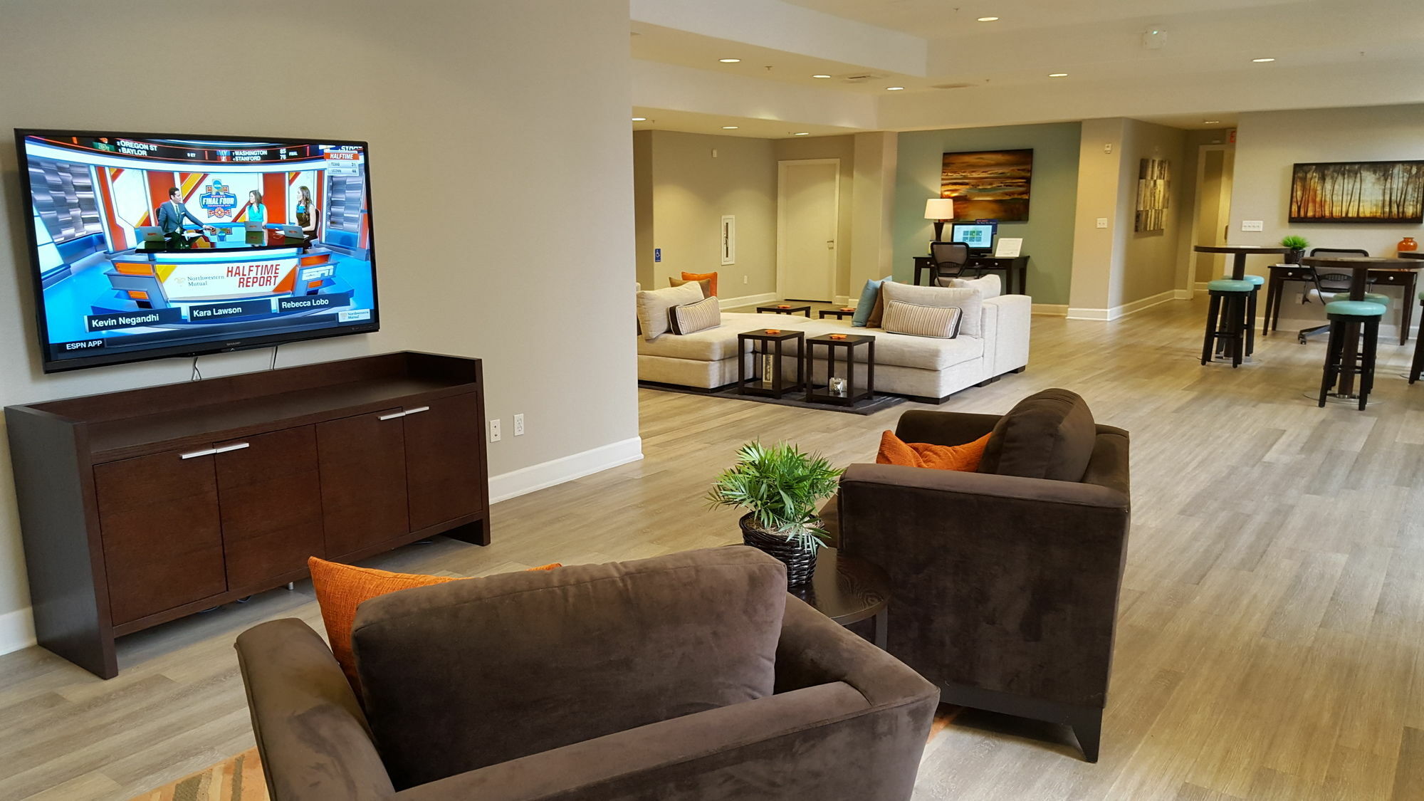In Little Italy, Close To Gaslamp & The Convention Center Apartment *